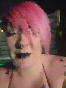 PinkTheHawk online show from 05-15-26, 11:06