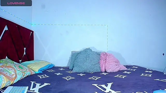 DanisaBrown online show from 12-07-24, 01:40