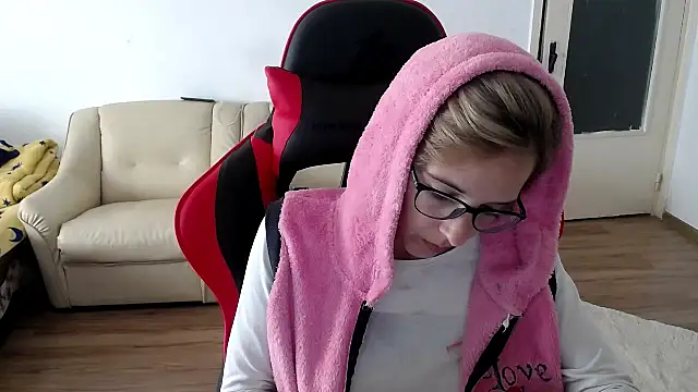 SexxyLety online show from 09-27-25, 11:15