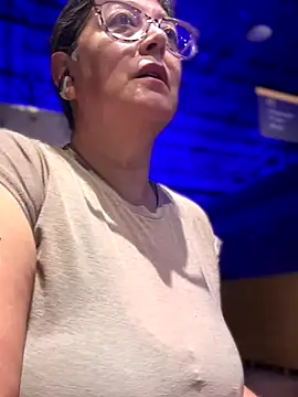 emma tour online show from 01-06-26, 02:21