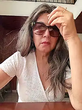 emma tour online show from 04-20-26, 01:47