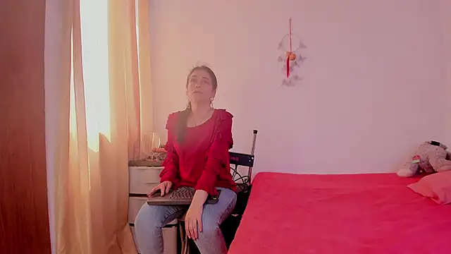 girasol walton online show from 02-07-25, 03:52