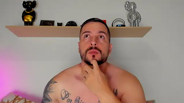 camilo restrepo21 online show from 09-28-25, 11:43