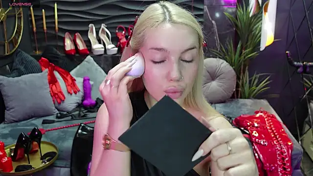 MistressDarsy online show from 03-04-25, 01:59