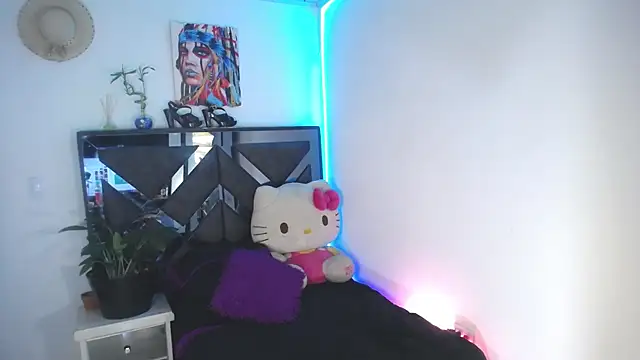 Salo hot04 online show from 02-08-25, 12:28