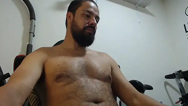 Snapshot of antony_36 chatting on 03-05-25, 03:40 antony 36 online show from 03-05-25, 03:40