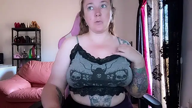 kisicaxx online show from 09-22-25, 05:42