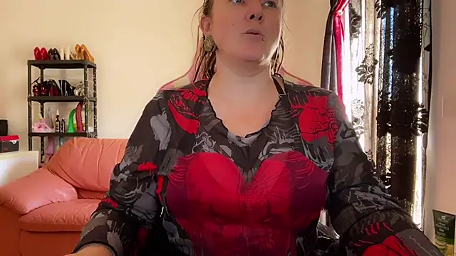 kisicaxx online show from 10-07-25, 10:23