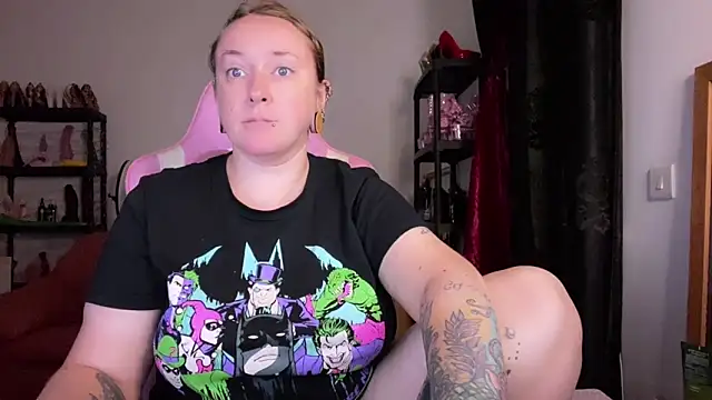 kisicaxx online show from 11-06-25, 06:53