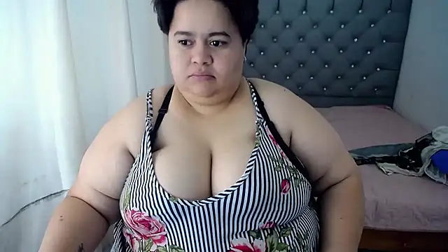 hotlesby4uxxx online show from 12-14-24, 07:57