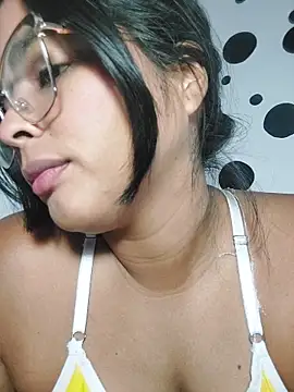 missmelissa  online show from 04-19-26, 02:11