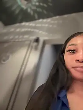   Nessa   online show from 03-07-25, 03:07