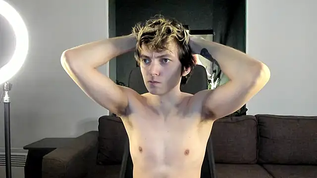 Snapshot of pjatteryd chatting on 03-01-25, 12:01 pjatteryd online show from 03-01-25, 12:01