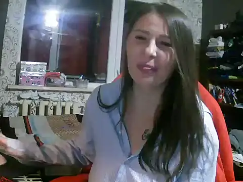 Snapshot of Valerivv chatting on 05-16-26, 11:03 Valerivv online show from 05-16-26, 11:03