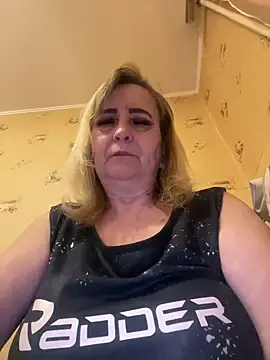 Snapshot of Irina2909@xh chatting on 03-09-25, 09:14 Irina2909xh online show from 03-09-25, 09:14