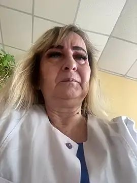 Snapshot of Irina2909@xh chatting on 03-12-25, 10:05 Irina2909xh online show from 03-12-25, 10:05