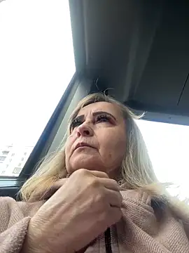 Snapshot of Irina2909@xh chatting on 03-18-25, 02:37 Irina2909xh online show from 03-18-25, 02:37