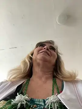 Snapshot of Irina2909@xh chatting on 09-12-25, 10:37 Irina2909xh online show from 09-12-25, 10:37