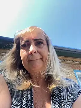 Snapshot of Irina2909@xh chatting on 09-14-25, 10:36 Irina2909xh online show from 09-14-25, 10:36