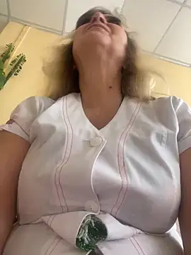 Snapshot of Irina2909@xh chatting on 09-24-25, 06:50 Irina2909xh online show from 09-24-25, 06:50