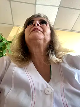 Snapshot of Irina2909@xh chatting on 09-25-25, 07:45 Irina2909xh online show from 09-25-25, 07:45