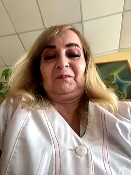 Snapshot of Irina2909@xh chatting on 09-29-25, 09:03 Irina2909xh online show from 09-29-25, 09:03