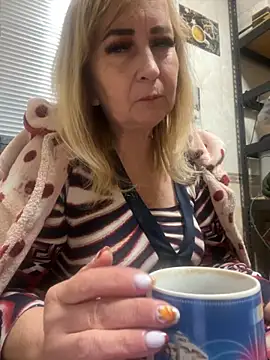 Snapshot of Irina2909@xh chatting on 10-01-25, 03:29 Irina2909xh online show from 10-01-25, 03:29