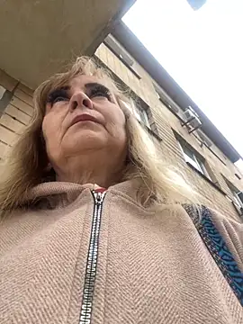 Snapshot of Irina2909@xh chatting on 10-07-25, 01:19 Irina2909xh online show from 10-07-25, 01:19