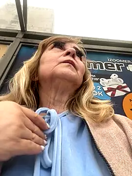 Snapshot of Irina2909@xh chatting on 10-24-25, 01:40 Irina2909xh online show from 10-24-25, 01:40