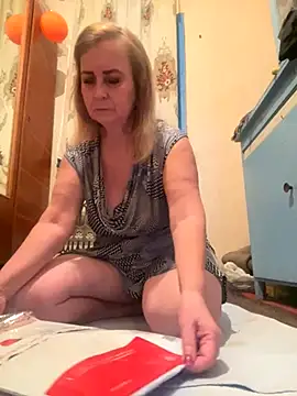 Snapshot of Irina2909@xh chatting on 11-23-25, 10:31 Irina2909xh online show from 11-23-25, 10:31