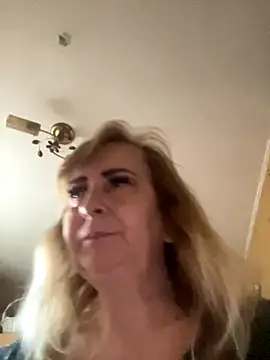 Snapshot of Irina2909@xh chatting on 11-29-25, 07:22 Irina2909xh online show from 11-29-25, 07:22