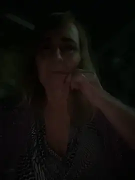 Snapshot of Irina2909@xh chatting on 12-03-25, 05:00 Irina2909xh online show from 12-03-25, 05:00