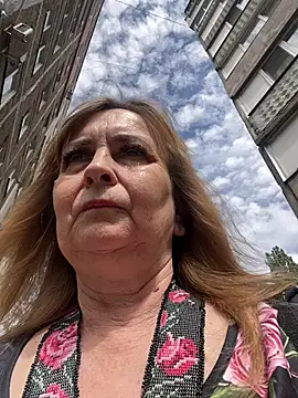 Irina2909xh online show from 07-23-26, 12:14