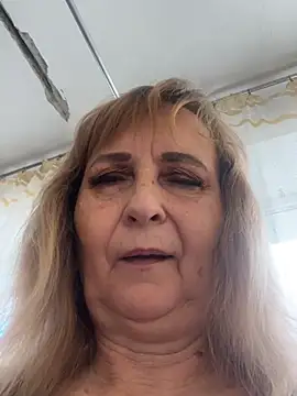 Irina2909xh online show from 07-28-26, 12:12