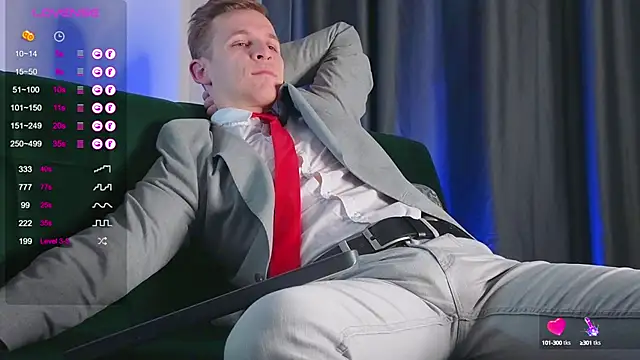 S3Xyes online show from 02-21-25, 01:11