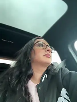 itsCassie online show from 01-20-25, 03:18