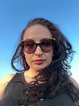 itsCassie online show from 03-20-25, 03:47