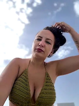 itsCassie online show from 10-12-25, 11:31