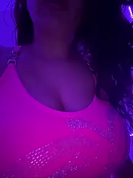 Snapshot of itsCassie chatting on 03-19-26, 09:41 itsCassie online show from 03-19-26, 09:41