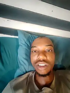 Snapshot of Mashekesheke chatting on 12-14-24, 03:29 Mashekesheke online show from 12-14-24, 03:29