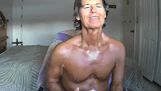 Snapshot of nakeedcowboi65 chatting on 04-27-26, 10:08 nakeedcowboi65 online show from 04-27-26, 10:08