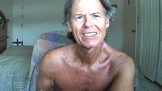 Snapshot of nakeedcowboi65 chatting on 05-09-26, 09:53 nakeedcowboi65 online show from 05-09-26, 09:53