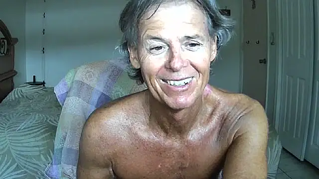 Snapshot of nakeedcowboi65 chatting on 05-10-26, 10:59 nakeedcowboi65 online show from 05-10-26, 10:59