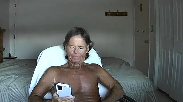 nakeedcowboi65 online show from 07-25-26, 11:35