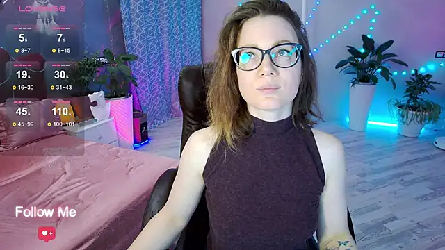 Snapshot of AngelaWhiti chatting on 03-02-25, 03:48 AngelaWhiti online show from 03-02-25, 03:48