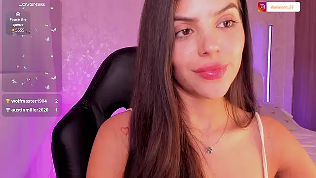 Snapshot of salome__11 chatting on 03-08-25, 03:50 salome  11 online show from 03-08-25, 03:50