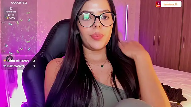 Snapshot of salome__11 chatting on 03-11-25, 03:26 salome  11 online show from 03-11-25, 03:26