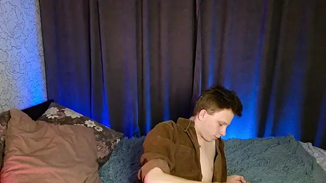 Snapshot of arlekincrop chatting on 12-03-24, 10:18 arlekincrop online show from 12-03-24, 10:18