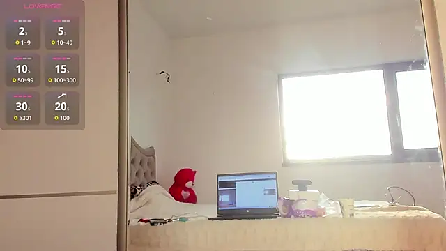 AmiraRosse online show from 11-13-25, 06:23