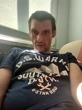 maciej online show from 06-26-26, 04:33